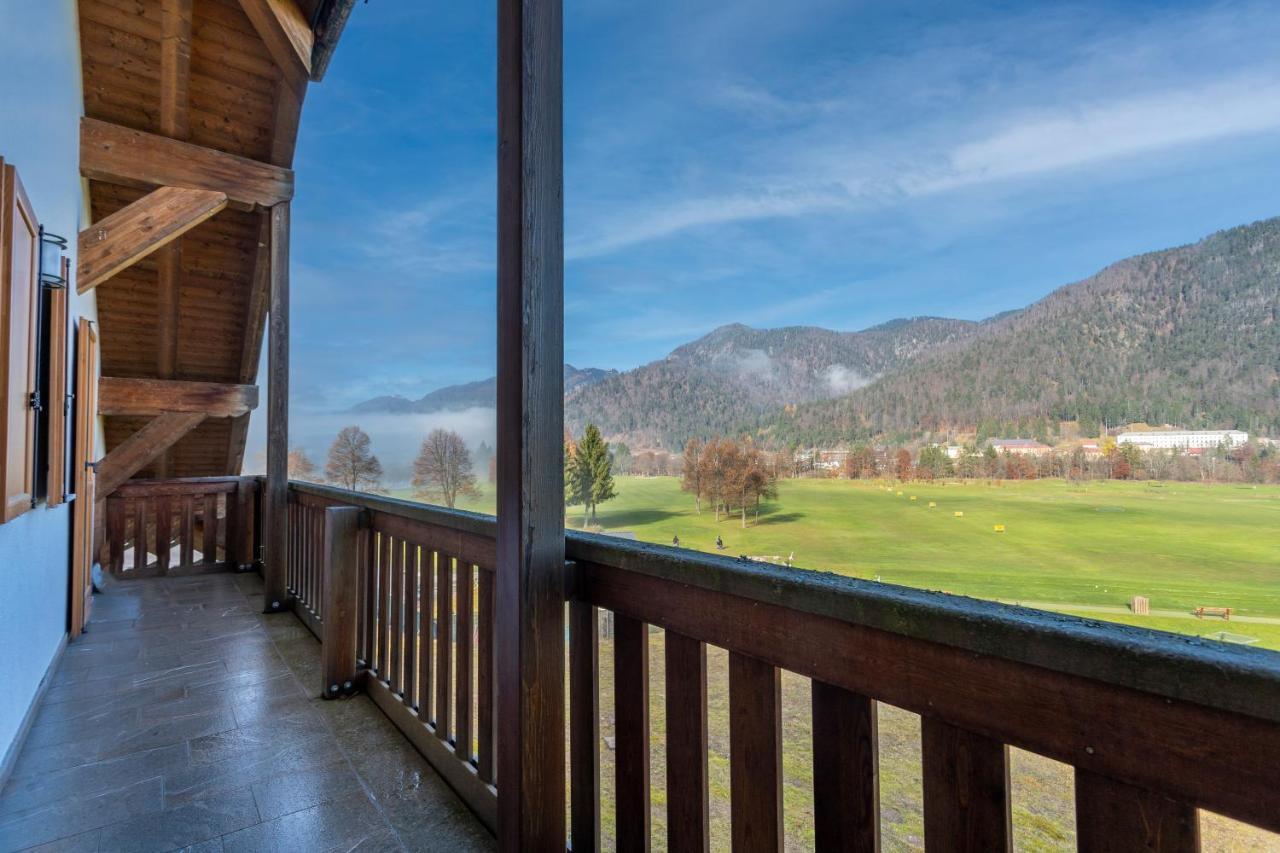 Апартаменты Golf View Apt With Parking And Mountain View! Тарвизио Экстерьер фото